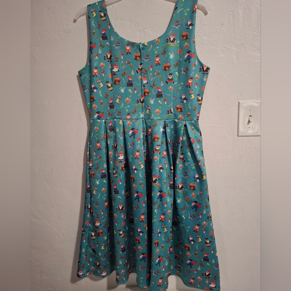 Women's Dolly And Dotty Amanda Garden Green Dress Size 10. - Picture 3 of 12